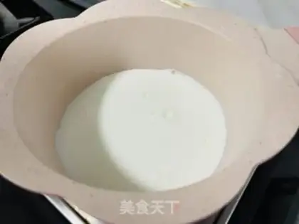 Make Yogurt strawberry step 1