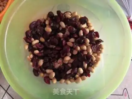 Make Cranberry Cream step 0