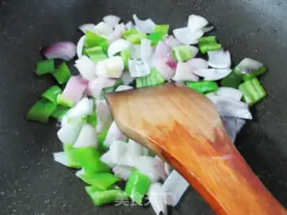 Make Pyramid onions step 3