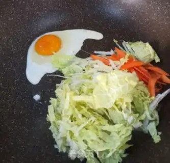 Make Pickle egg noodles step 2