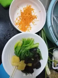 Make Vegetable bean roll step 3