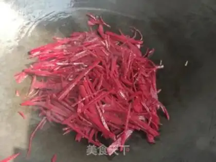 Make Clear the beet root step 4