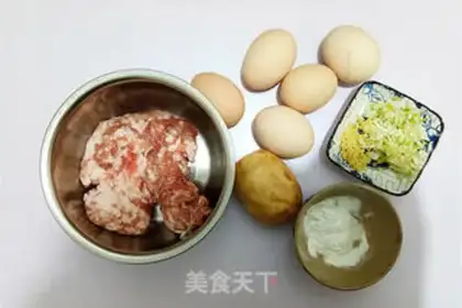 Make Gold egg dumplings step 0