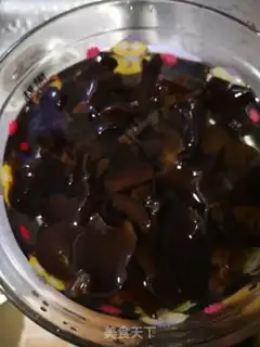 Make Onion wooded eggs step 1
