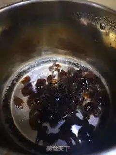 Make Onion wooded eggs step 3