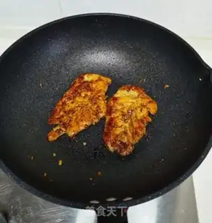 Make Garlic honey fried chicken chest step 10