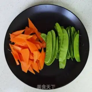 Make Dutch beans with ears step 2