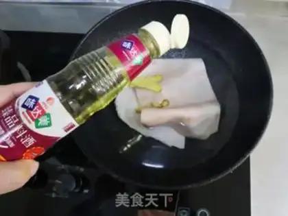 Make Garlic crystal step 1
