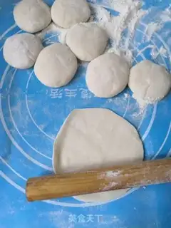 Make Beef onion pie step 6