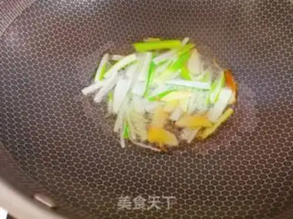 Make Burning sea cucumber step 2
