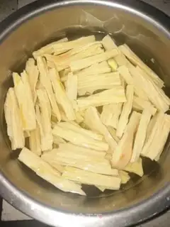 Make The cucumber cucumbers step 1