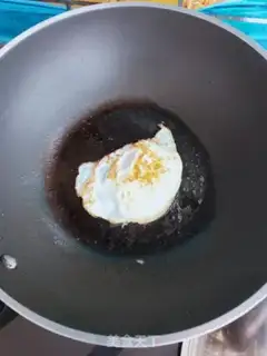 Make radish egg soup step 0