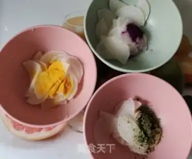Make Spring Festival festivities roses step 3