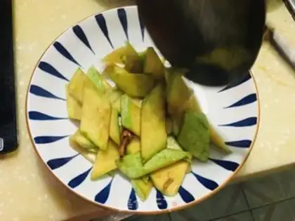 Make Garlic pickles step 5