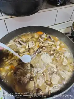 Make Chicken-cooked tea mushrooms step 9