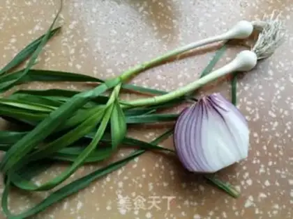Make Garlic onion fried liver step 2