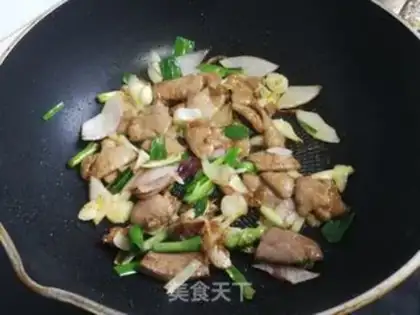 Make Garlic onion fried liver step 5