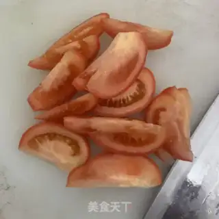 Make Tomato fish head soup step 1