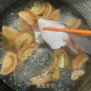 Make Tomato fish head soup step 6