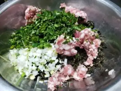 Make Horse gravy dumplings step 0