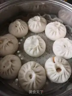 Make Carrot pork buns step 13