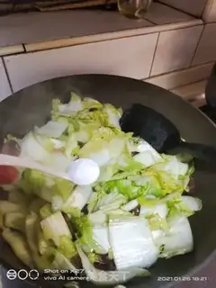 Make The cabbage and the sausage step 3
