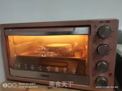 Make Strawberry cake step 9
