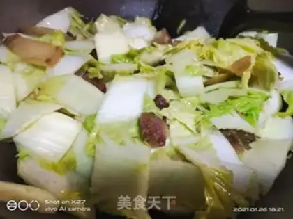 Make The cabbage and the sausage step 4