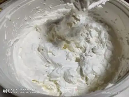 Make Strawberry cake step 12