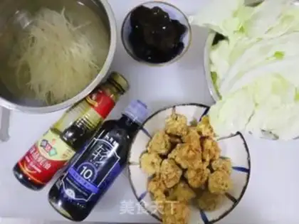 Make Beefball powdered cabbage step 0