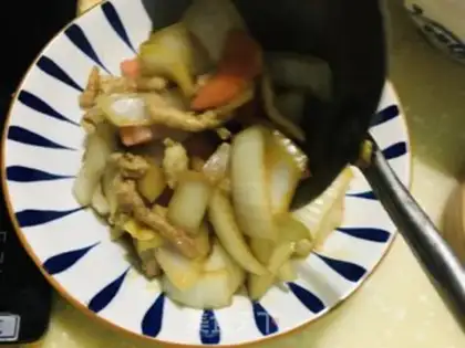 Make Onion carrots, fried meat step 6