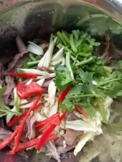 Make Cabbage with goose legs step 3