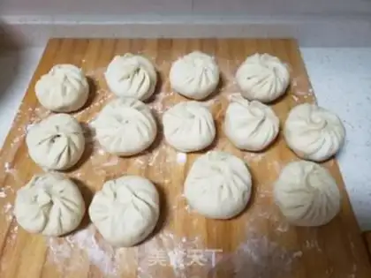 Make Horses and goose eggs buns step 16