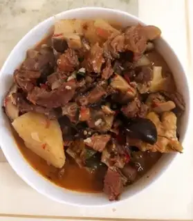 Make Roach beef soup step 2