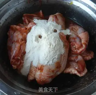 Make Chicken wings with shrimp sauce step 2