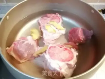 Make Corn sea and bone soup step 2