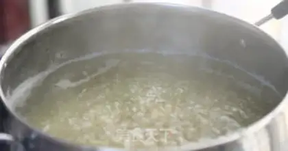 Make quinoa fruit step 1