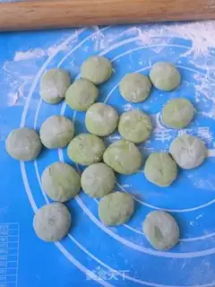 Make Pillow pork dumplings step 6