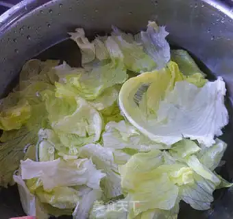 Make Garlic lettuce step 1