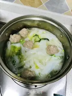 Make Beefball soup step 6