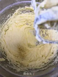 Make A pound cake of clot nuts step 7