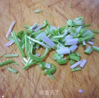 Make Garlic lettuce step 2
