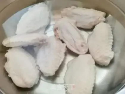 Make Garlic chicken wings step 0