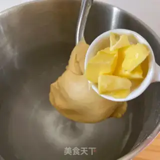 Make Pumpkin cheese bun step 4