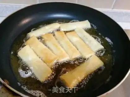 Make Spring rolls step 5