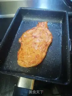 Make A purple egg sandwich step 4