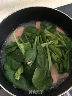 Make Spinach ham and sausage soup step 3