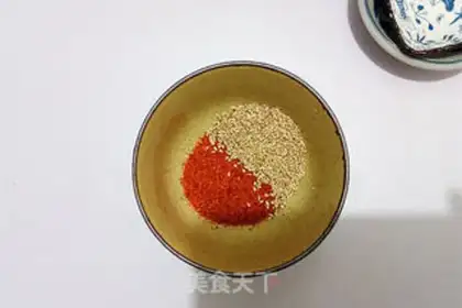 Make Chicken breasts with red oil step 3