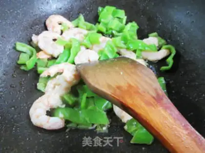 Make Pyramid shrimp and iron stick powder step 6