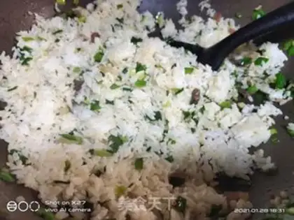 Make Cream sausage fried rice step 3